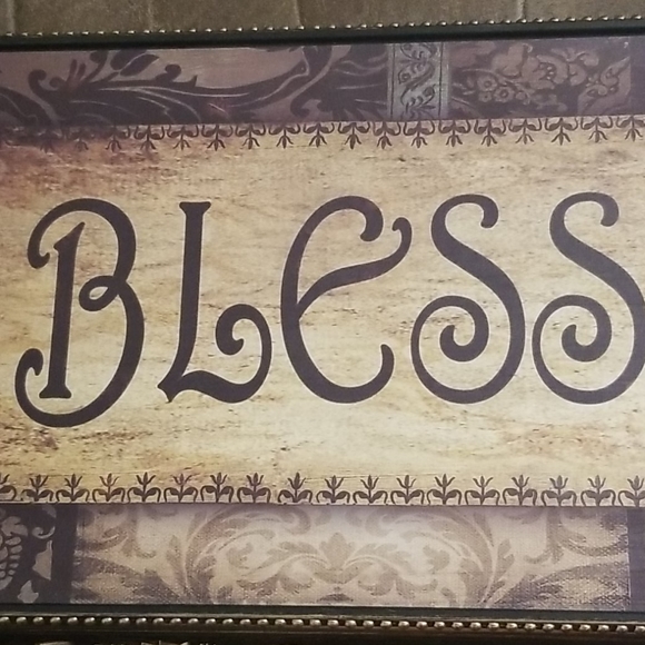 INDOOR WALL HANGING - Picture 3 of 6